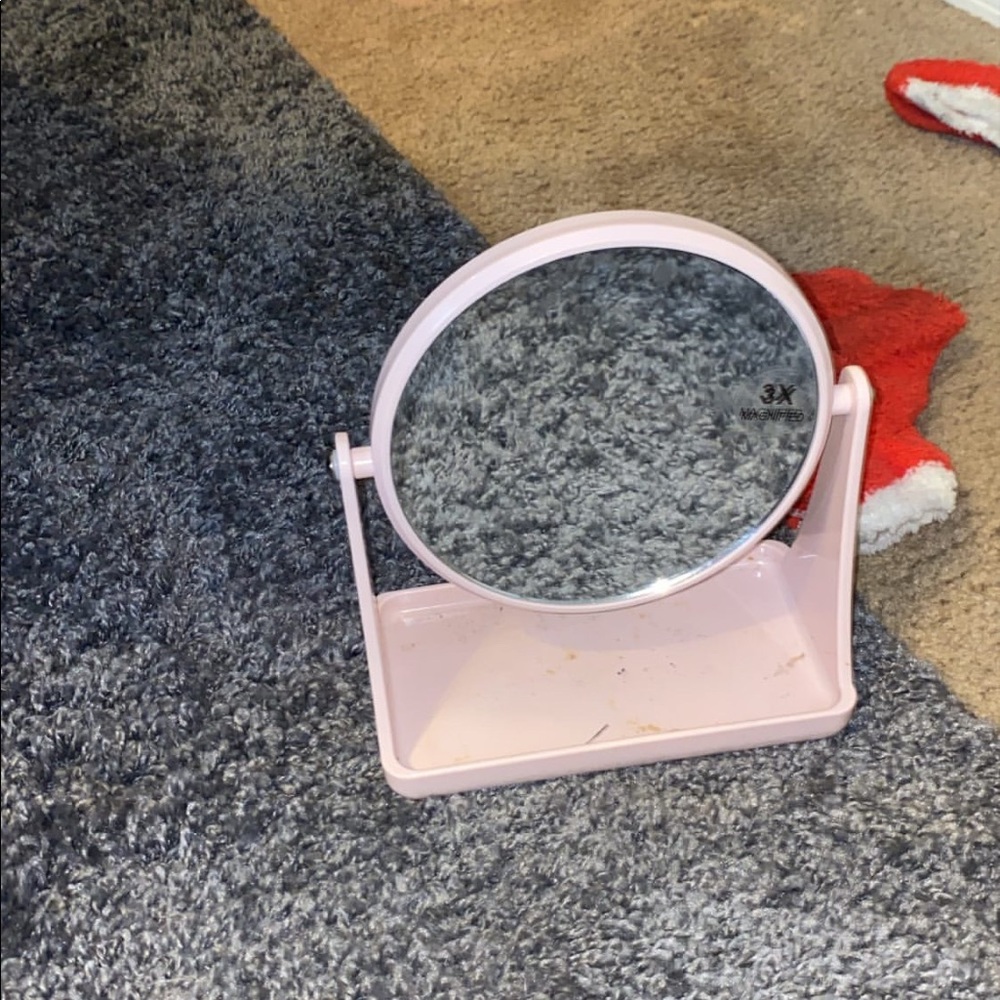 a cute little mirror to do make up